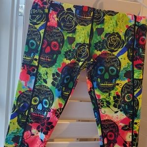 Med CVG Suagr Skull Capris